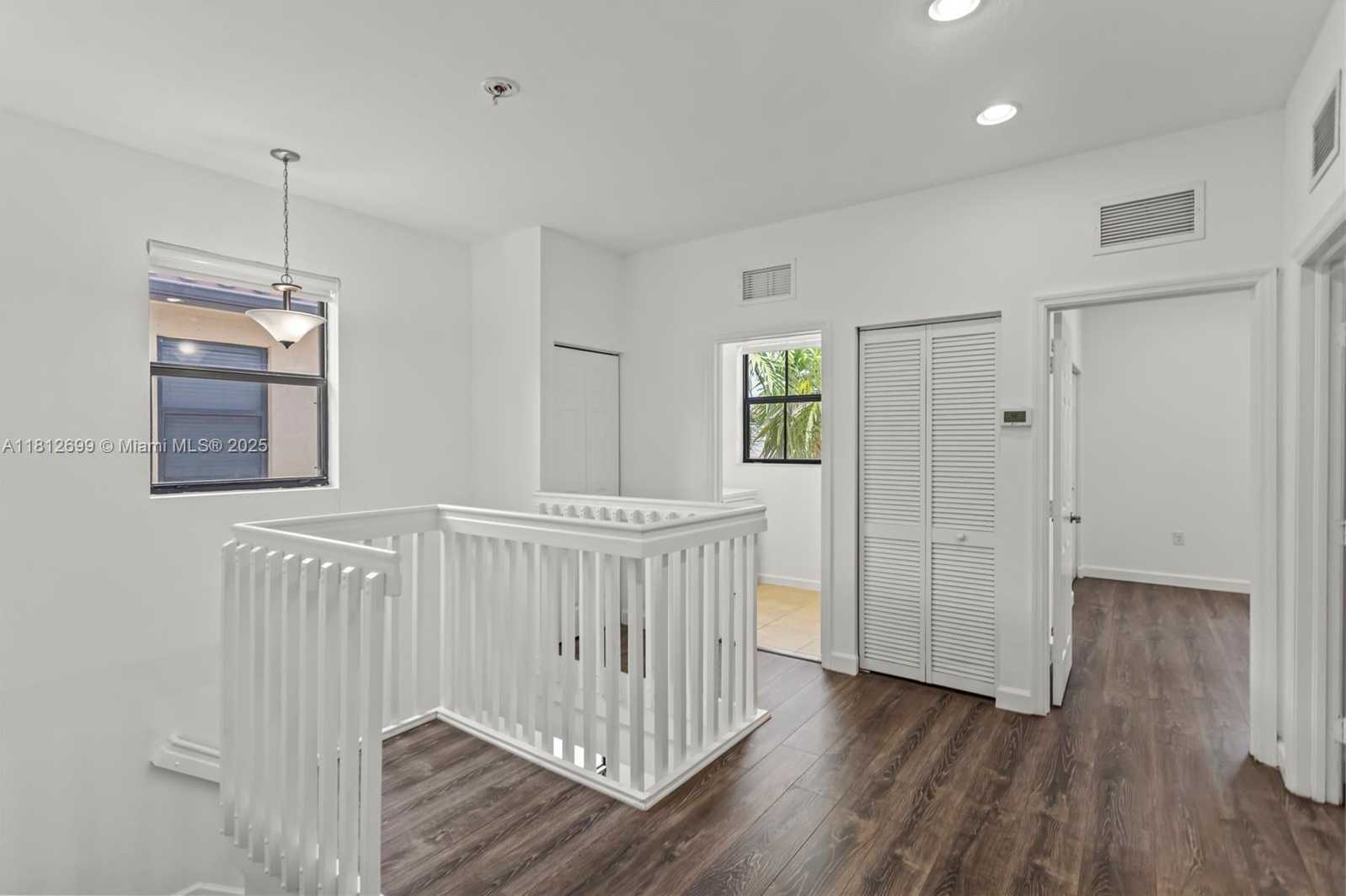 Small Image of 3502 WEST 86TH TER #3502, Hialeah Number 9