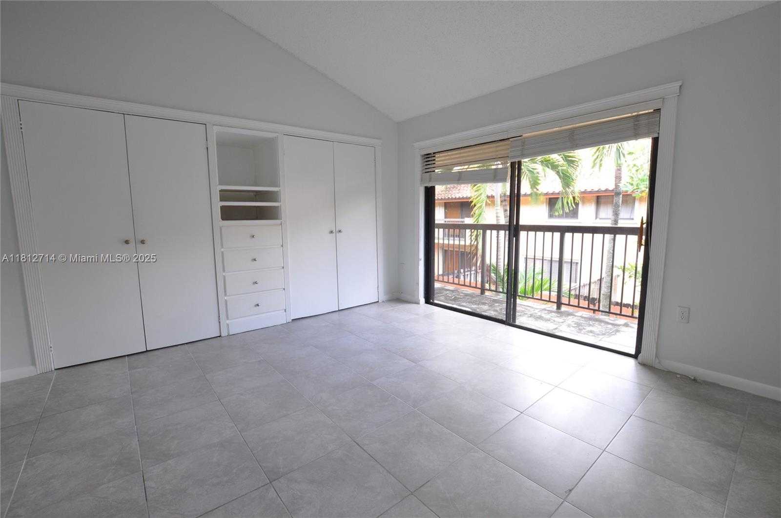 Small Image of 7804 SOUTH WEST 102ND LN, Miami Number 13