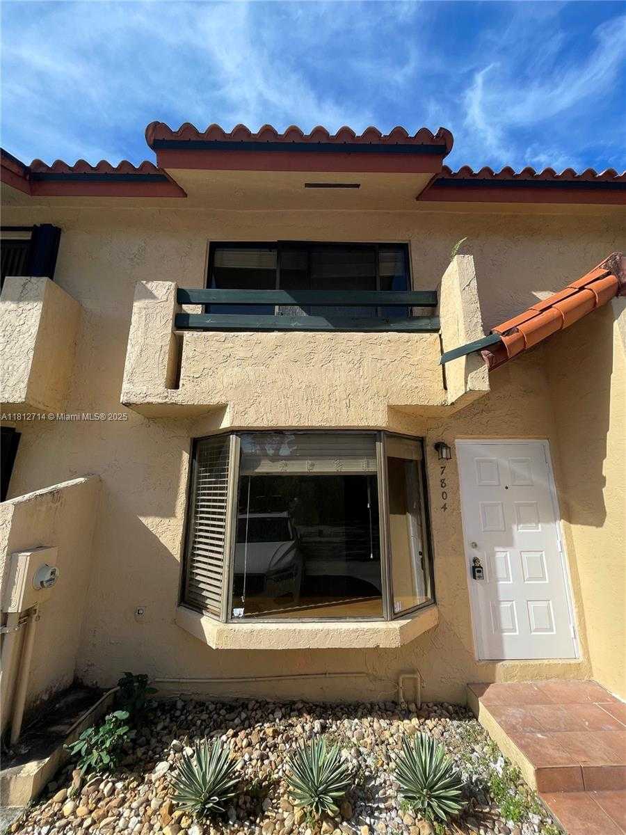 Small Image of 7804 SOUTH WEST 102ND LN, Miami Number 2