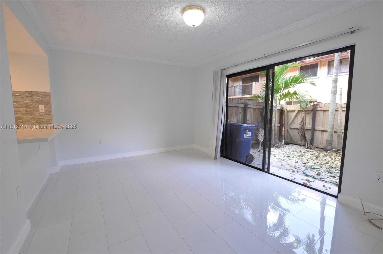Small Image of 7804 SOUTH WEST 102ND LN, Miami Number 9