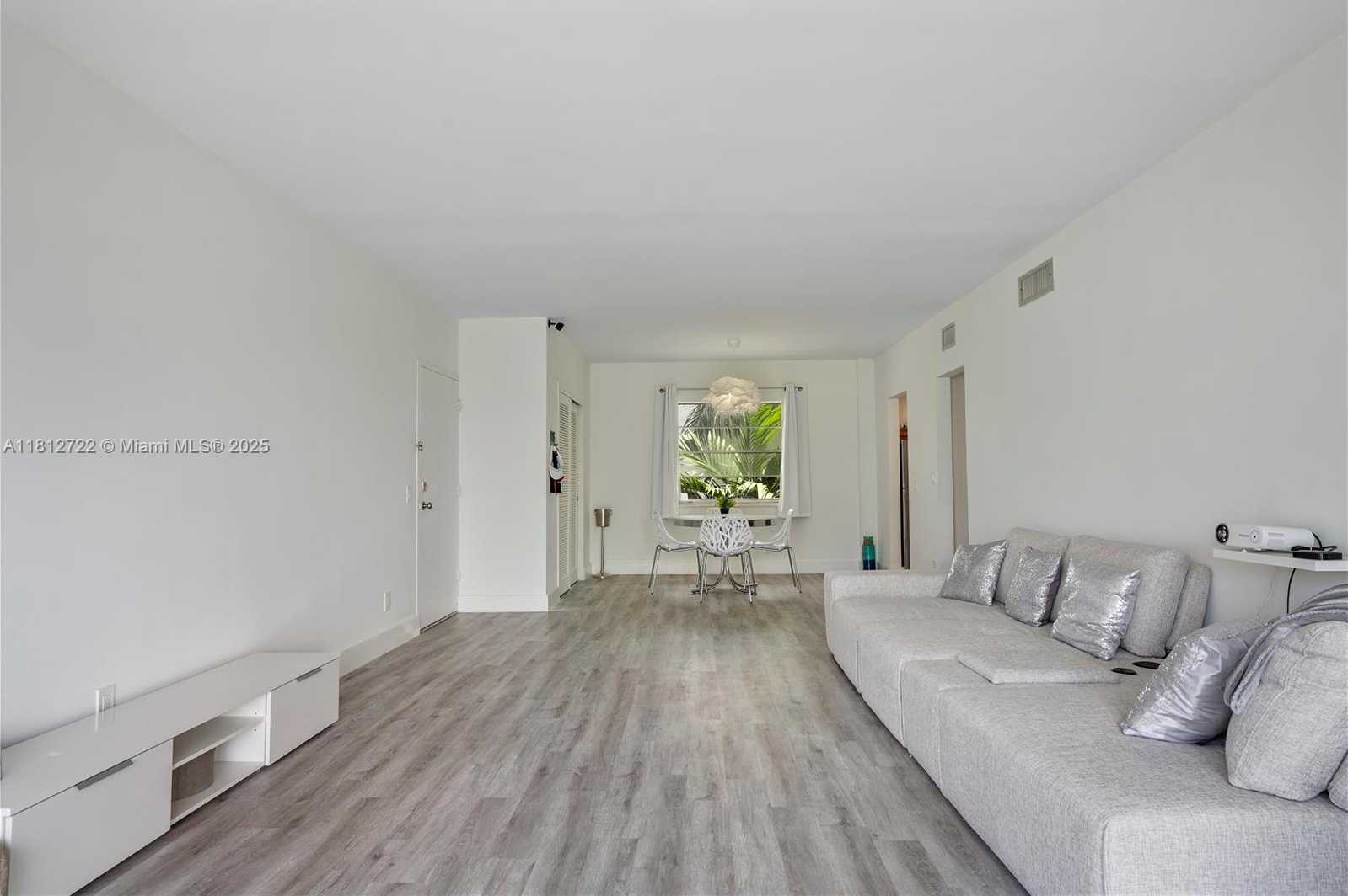 Small Image of 9700 EAST BAY HARBOR DR #405, Bay Harbor Islands Number 13
