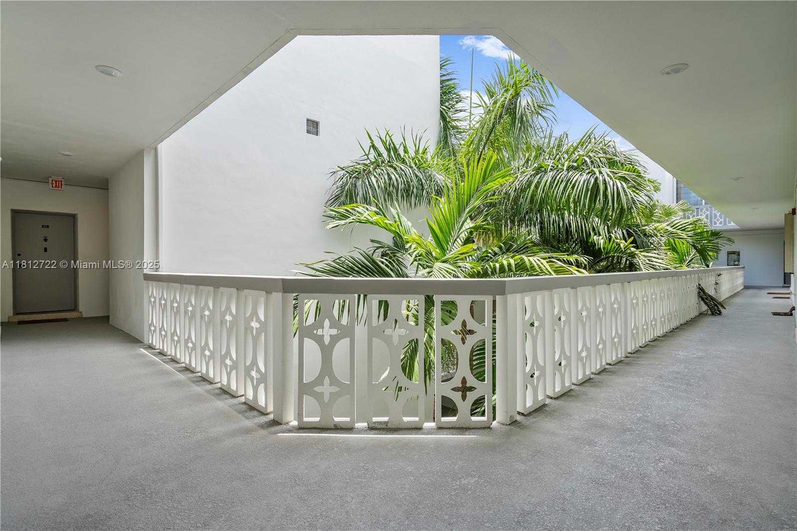 Small Image of 9700 EAST BAY HARBOR DR #405, Bay Harbor Islands Number 15