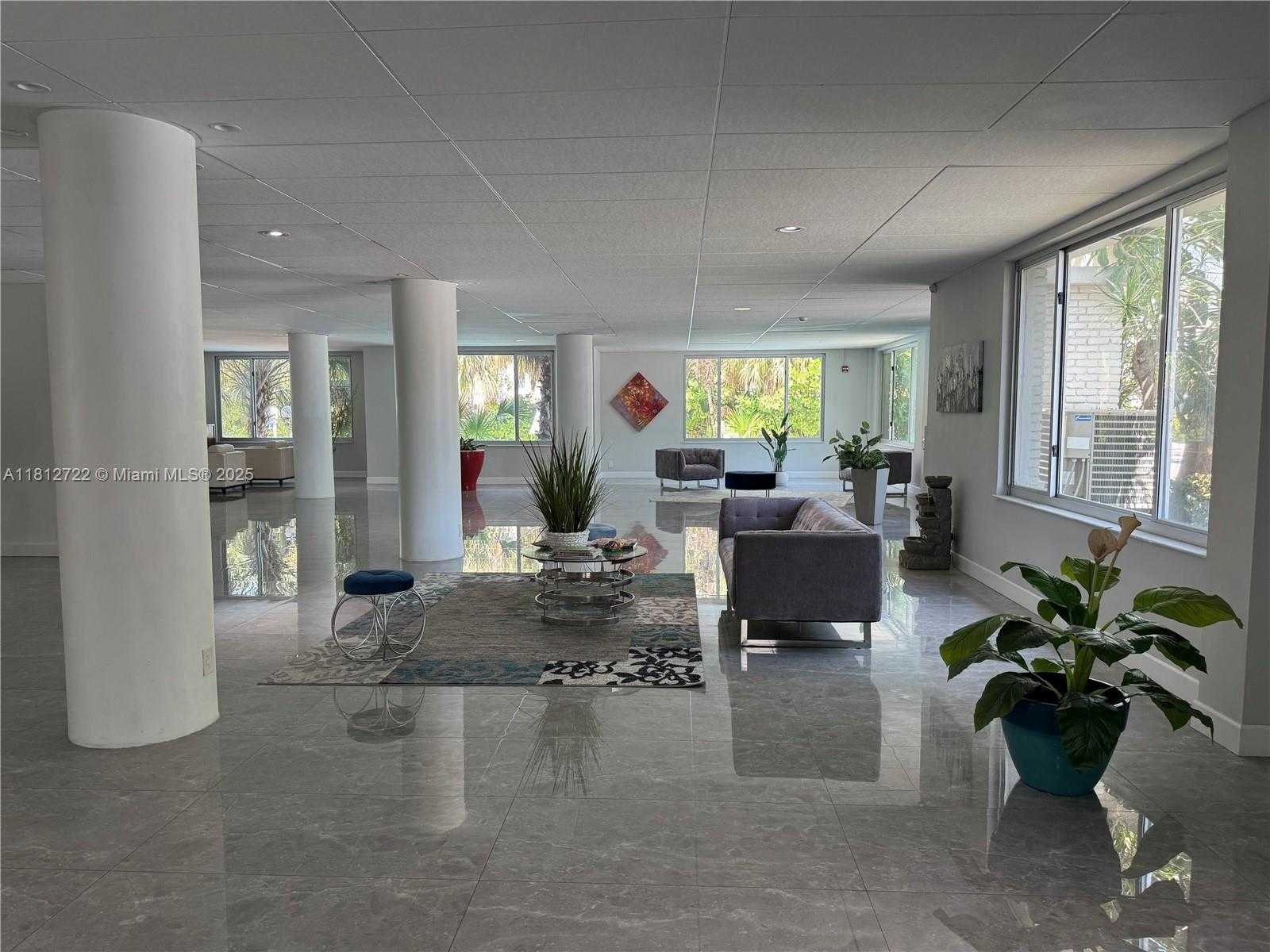 Small Image of 9700 EAST BAY HARBOR DR #405, Bay Harbor Islands Number 29