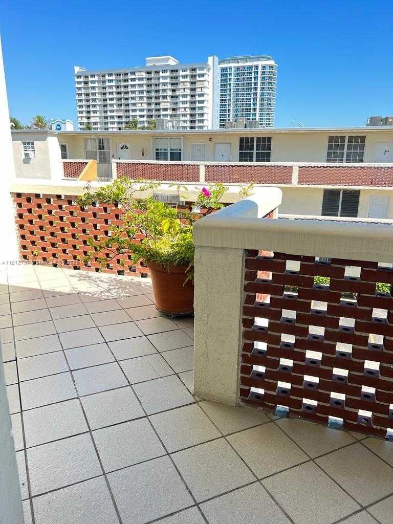 Small Image of 1770 79TH ST CSWY #D307, North Bay Village Number 12