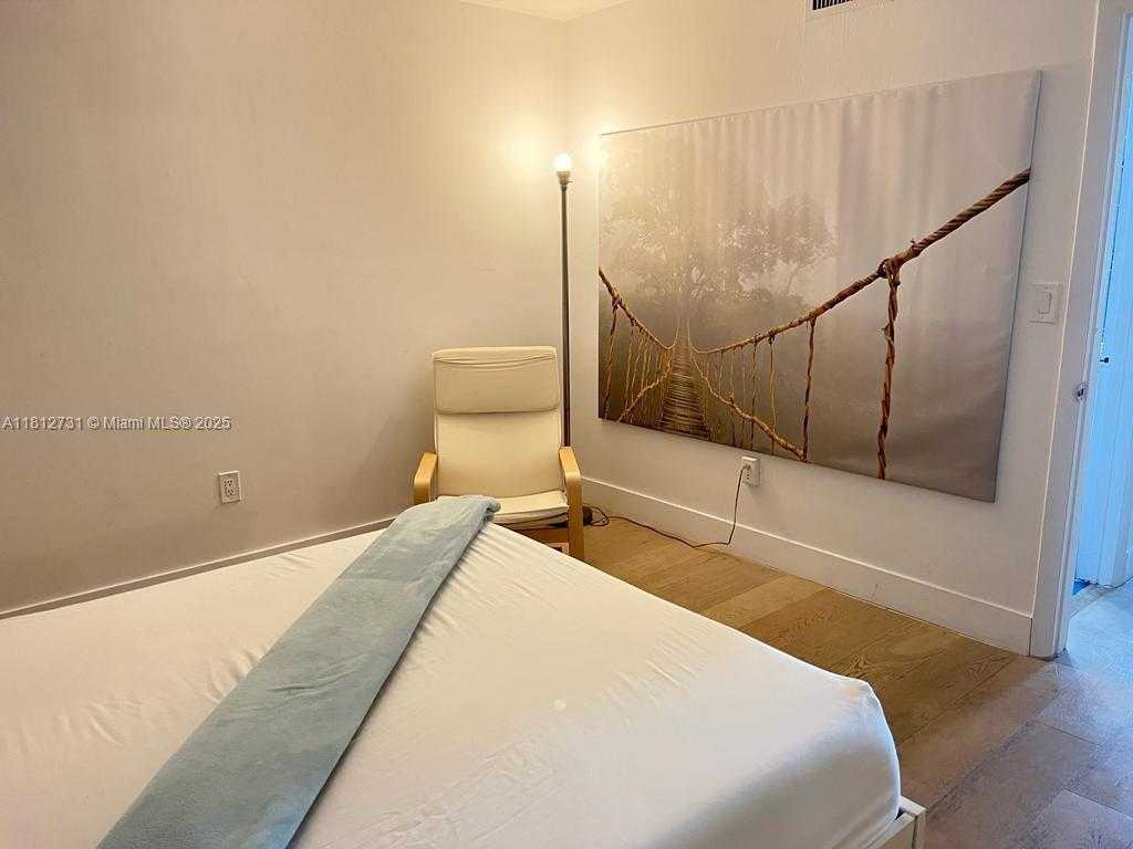 Small Image of 1770 79TH ST CSWY #D307, North Bay Village Number 6