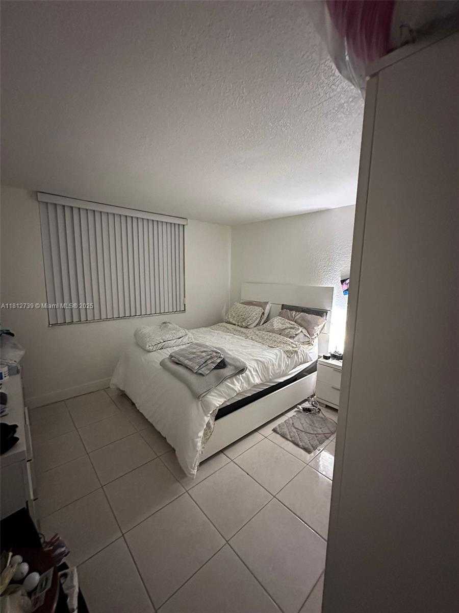 Small Image of 4410 NORTH WEST 79TH AVE #1B, Doral Number 6