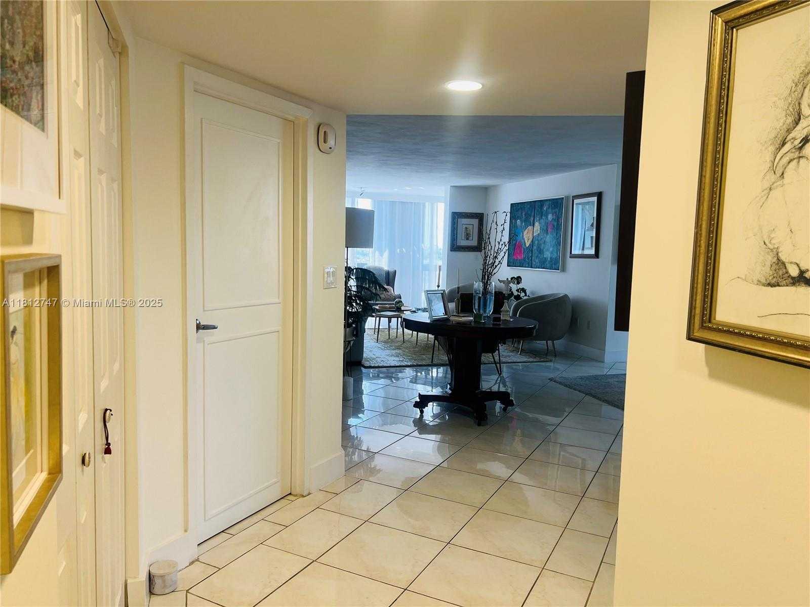 Small Image of 2333 BRICKELL AVE #1516, Miami Number 14