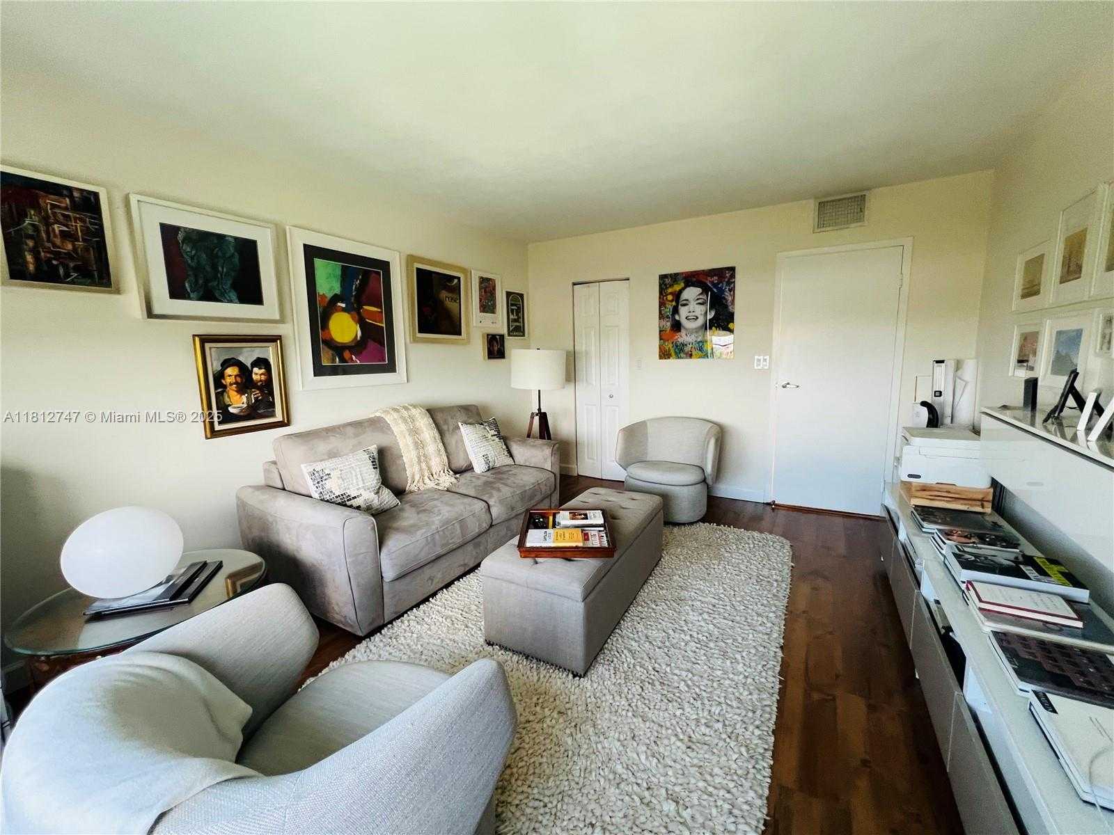 Small Image of 2333 BRICKELL AVE #1516, Miami Number 21