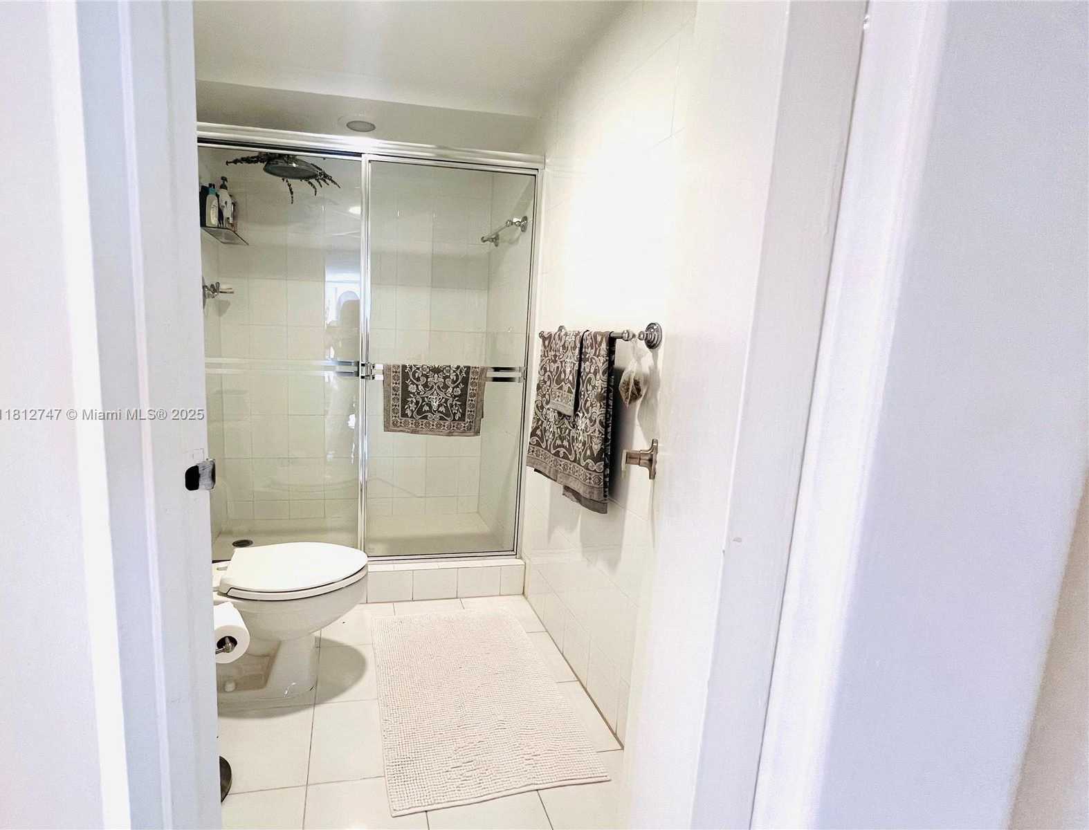 Small Image of 2333 BRICKELL AVE #1516, Miami Number 25