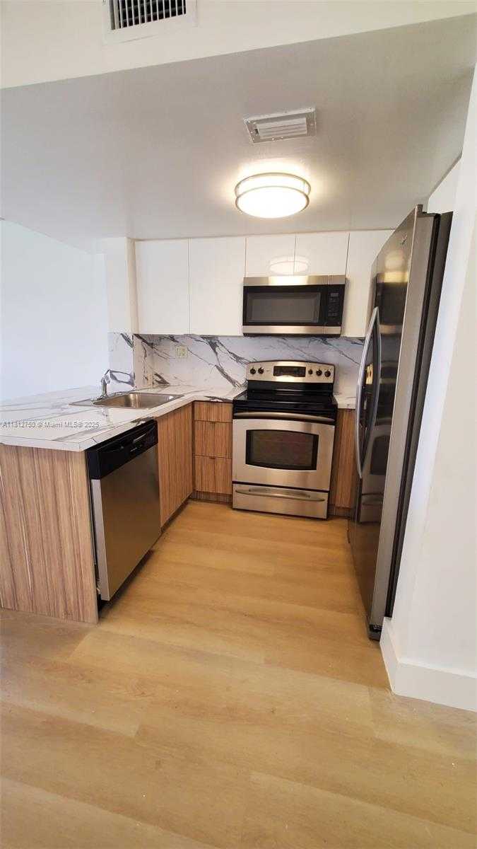 Small Image of 8660 NORTH WEST 5TH TER #15-109, Miami Number 2
