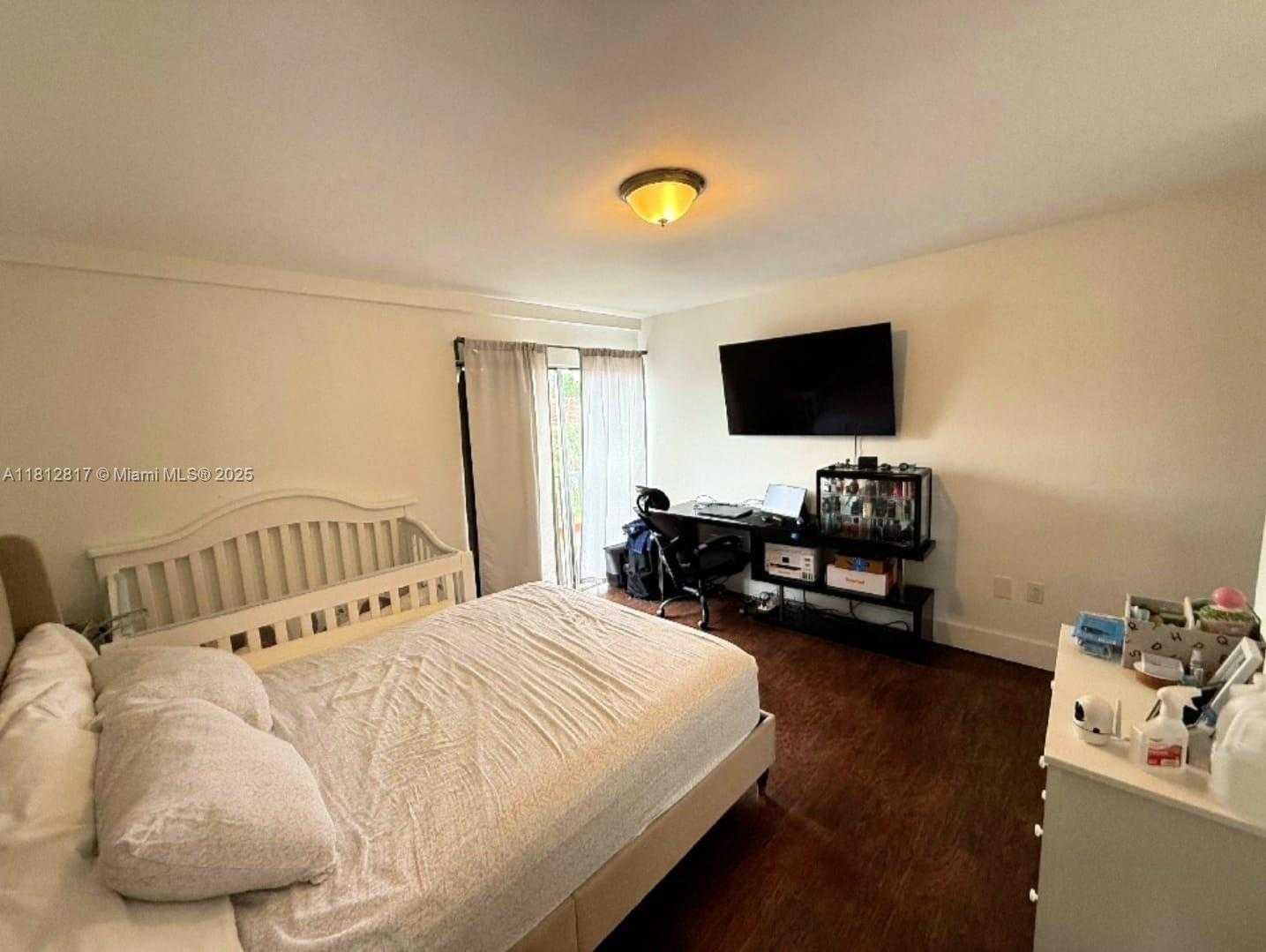 Small Image of 231 NORTH WEST 109TH AVE #209, Miami Number 17