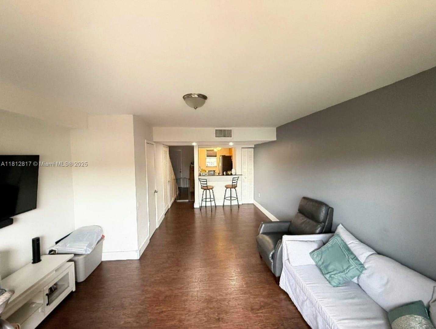 Small Image of 231 NORTH WEST 109TH AVE #209, Miami Number 5