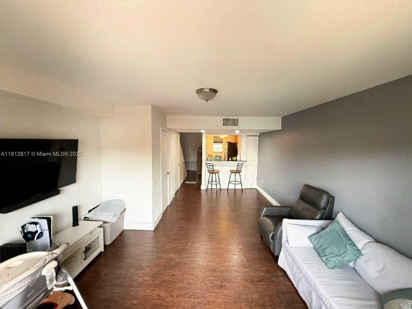 Small Image of 231 NORTH WEST 109TH AVE #209, Miami Number 6