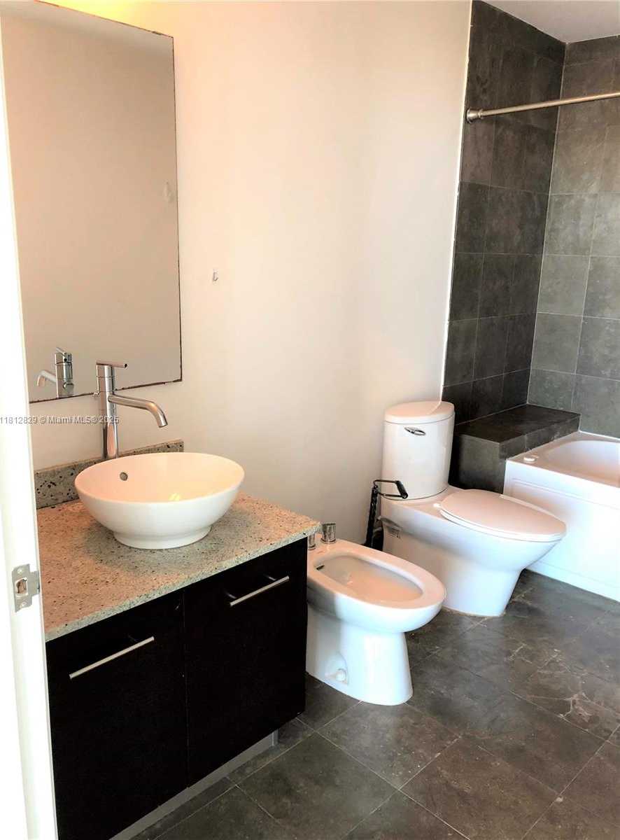 Small Image of 3029 NORTH EAST 188TH ST #911, Aventura Number 12
