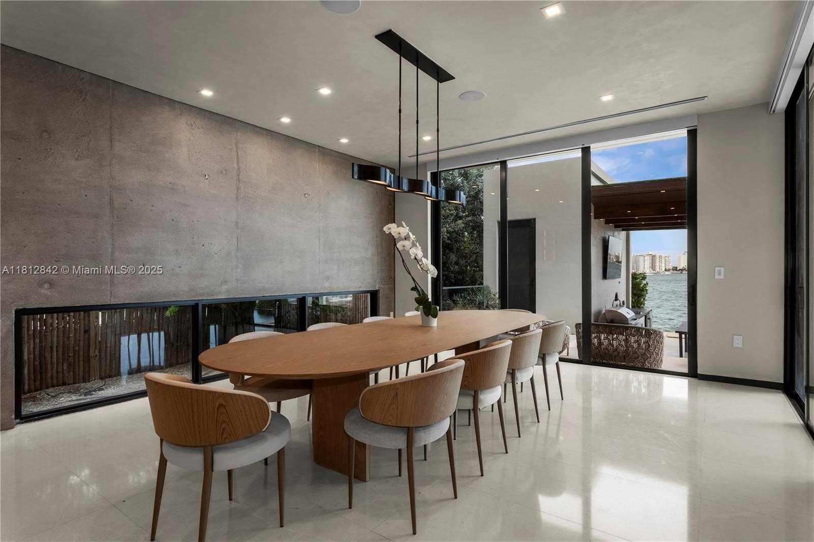 Small Image of 25 EAST RIVO ALTO DR, Miami Beach Number 10