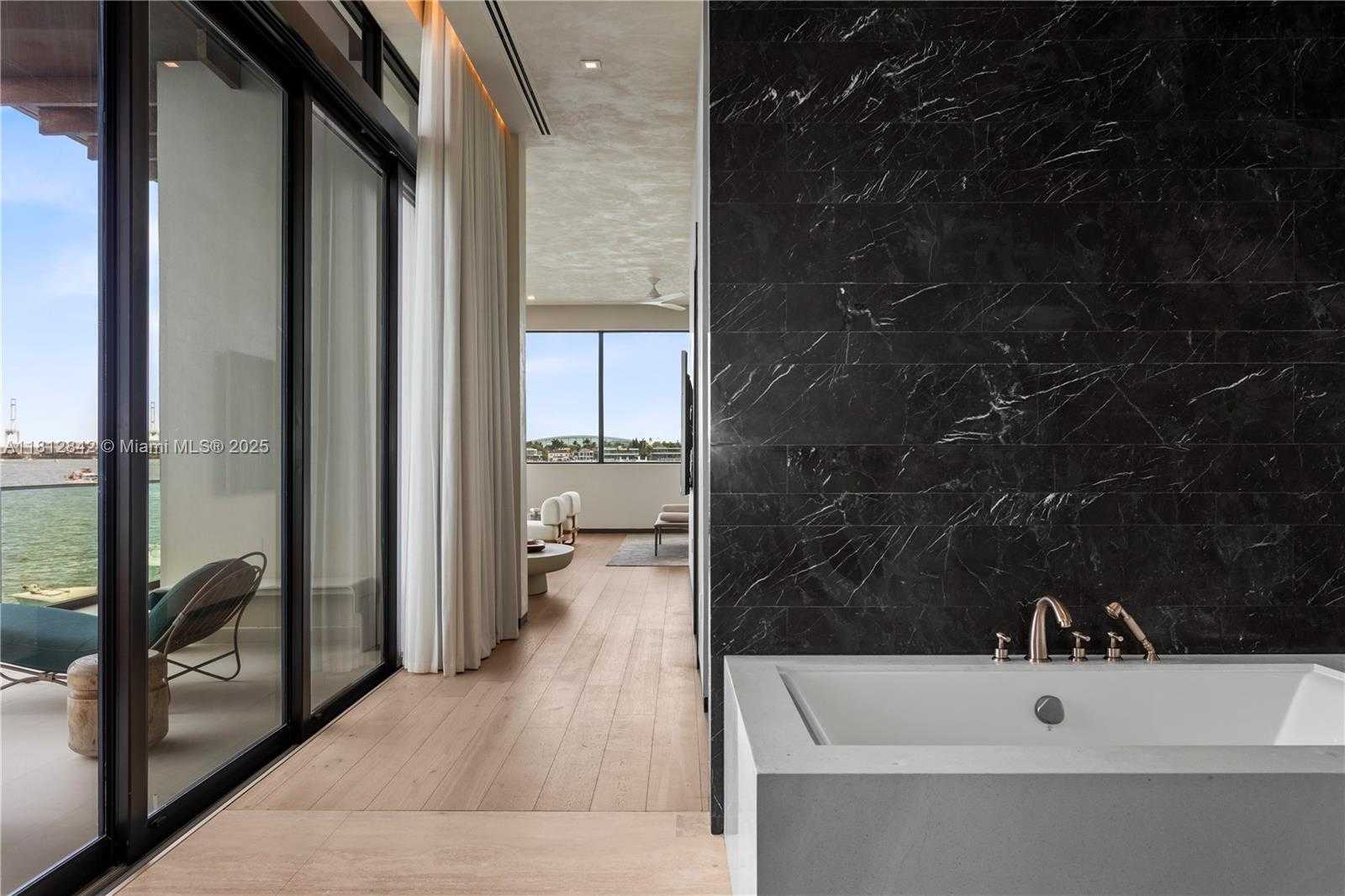 Small Image of 25 EAST RIVO ALTO DR, Miami Beach Number 21