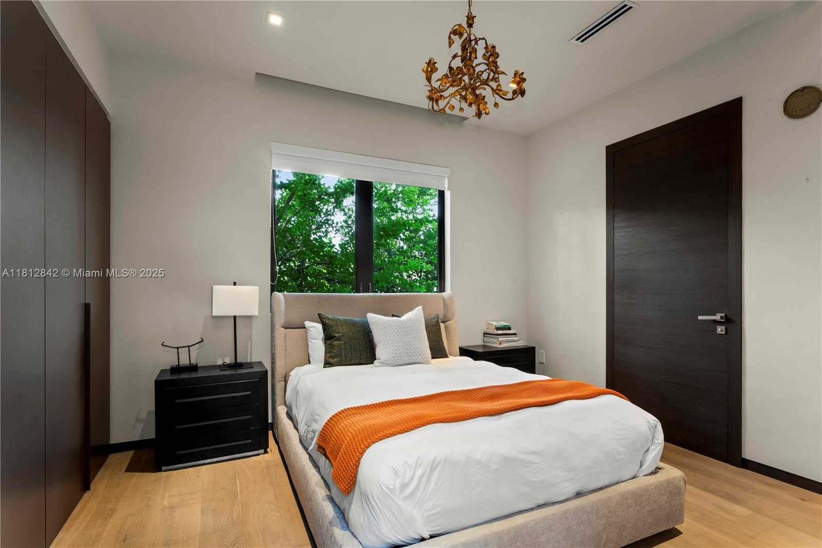 Small Image of 25 EAST RIVO ALTO DR, Miami Beach Number 31