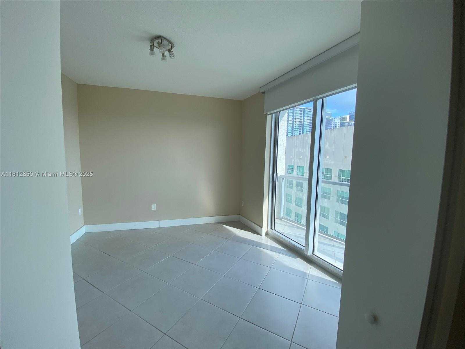 Small Image of 185 SOUTH WEST 7 ST #2904, Miami Number 6