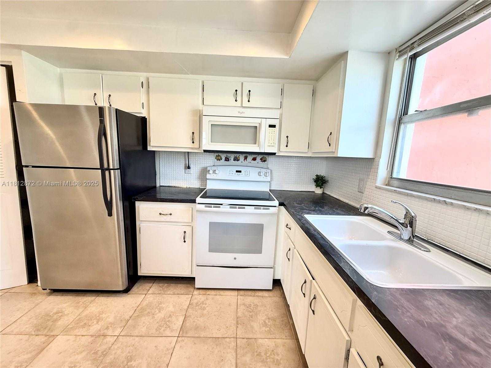 Small Image of 1351 NORTH EAST MIAMI GARDENS DR #626E, Miami Number 7