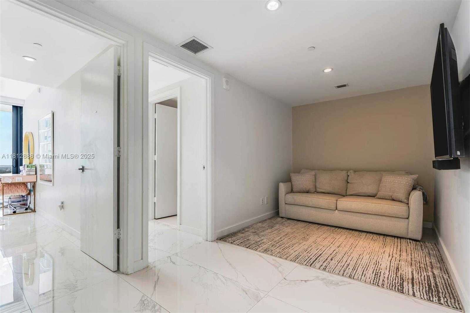 Small Image of 3131 NORTH EAST 7TH AVE #2503, Miami Number 17