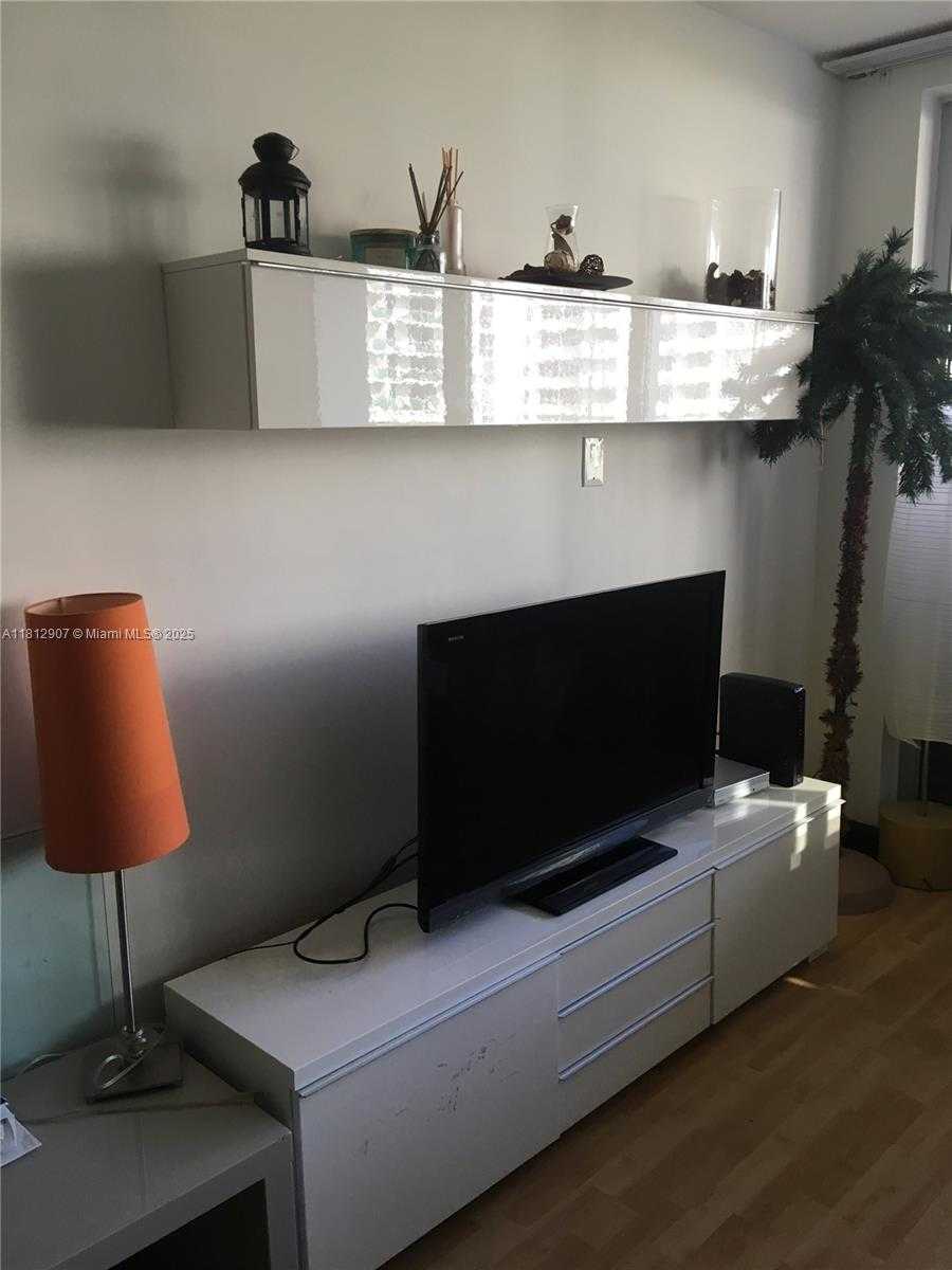 Small Image of 1500 BAY RD #644S, Miami Beach Number 15