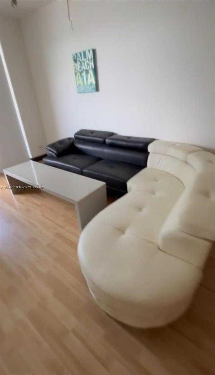 Small Image of 1500 BAY RD #644S, Miami Beach Number 3