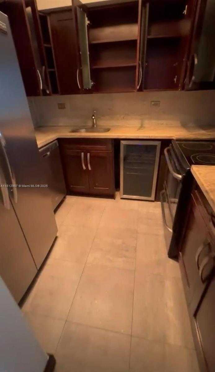 Small Image of 1500 BAY RD #644S, Miami Beach Number 7