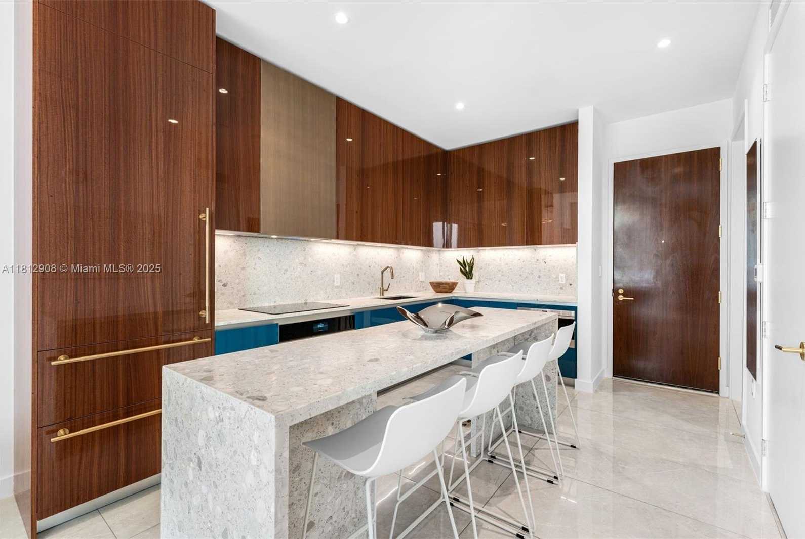 Small Image of 2655 SOUTH BAYSHORE DR #1106, Miami Number 15