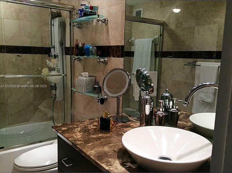 Small Image of 5005 COLLINS AVE #515, Miami Beach Number 12