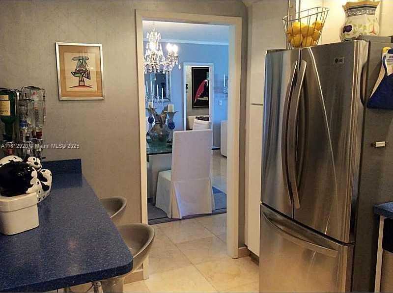 Small Image of 5005 COLLINS AVE #515, Miami Beach Number 7