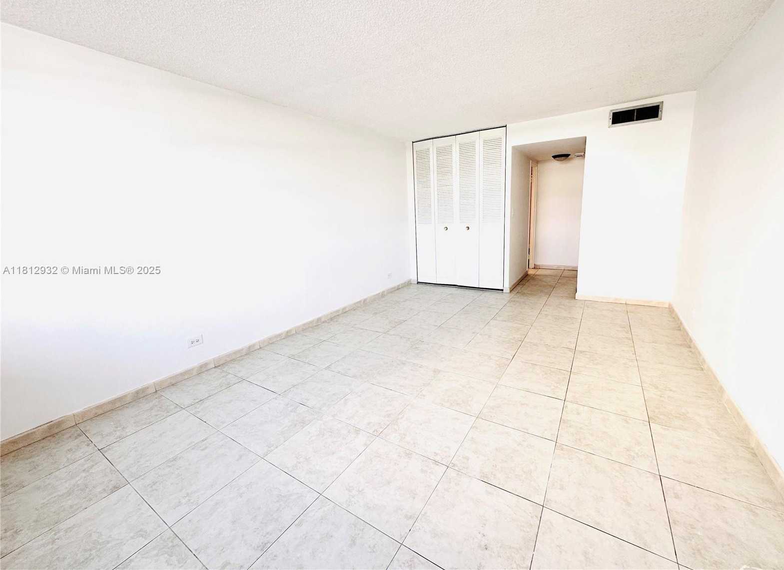 Small Image of 250 174TH ST #115, Sunny Isles Beach Number 14