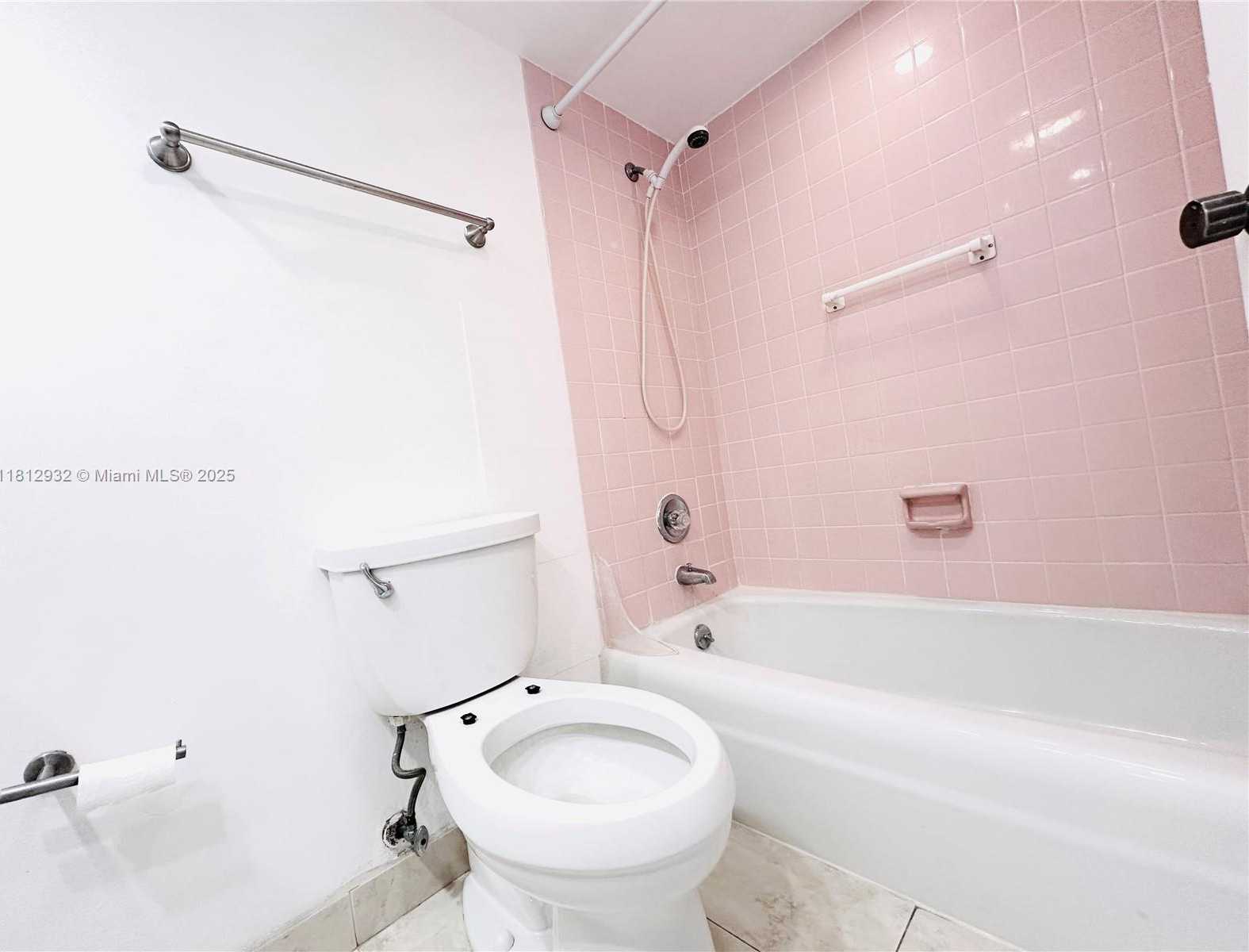 Small Image of 250 174TH ST #115, Sunny Isles Beach Number 17