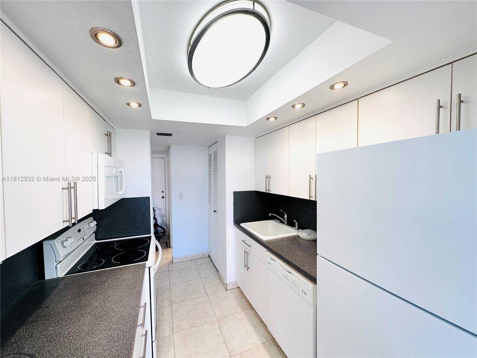 Small Image of 250 174TH ST #115, Sunny Isles Beach Number 6