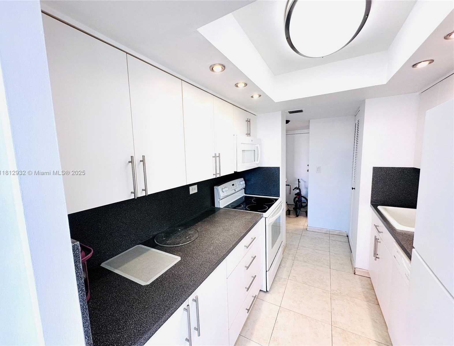 Small Image of 250 174TH ST #115, Sunny Isles Beach Number 7