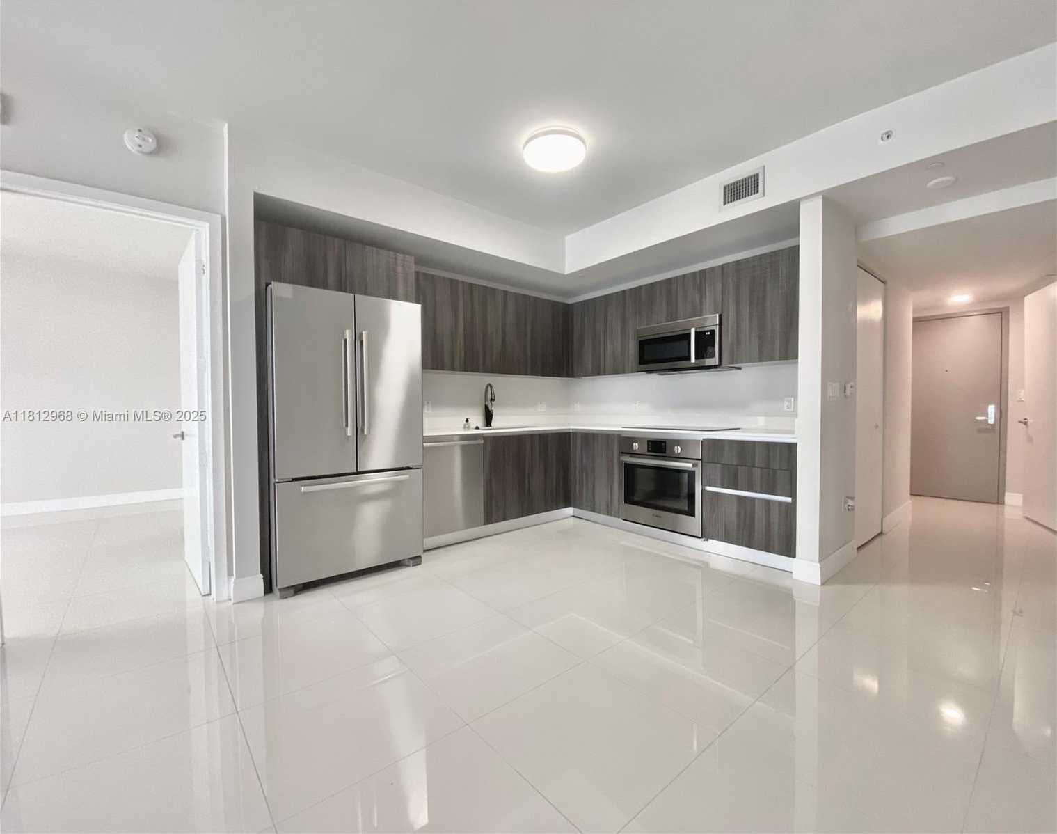 Small Image of 488 NORTH EAST 18TH ST #4103, Miami Number 3