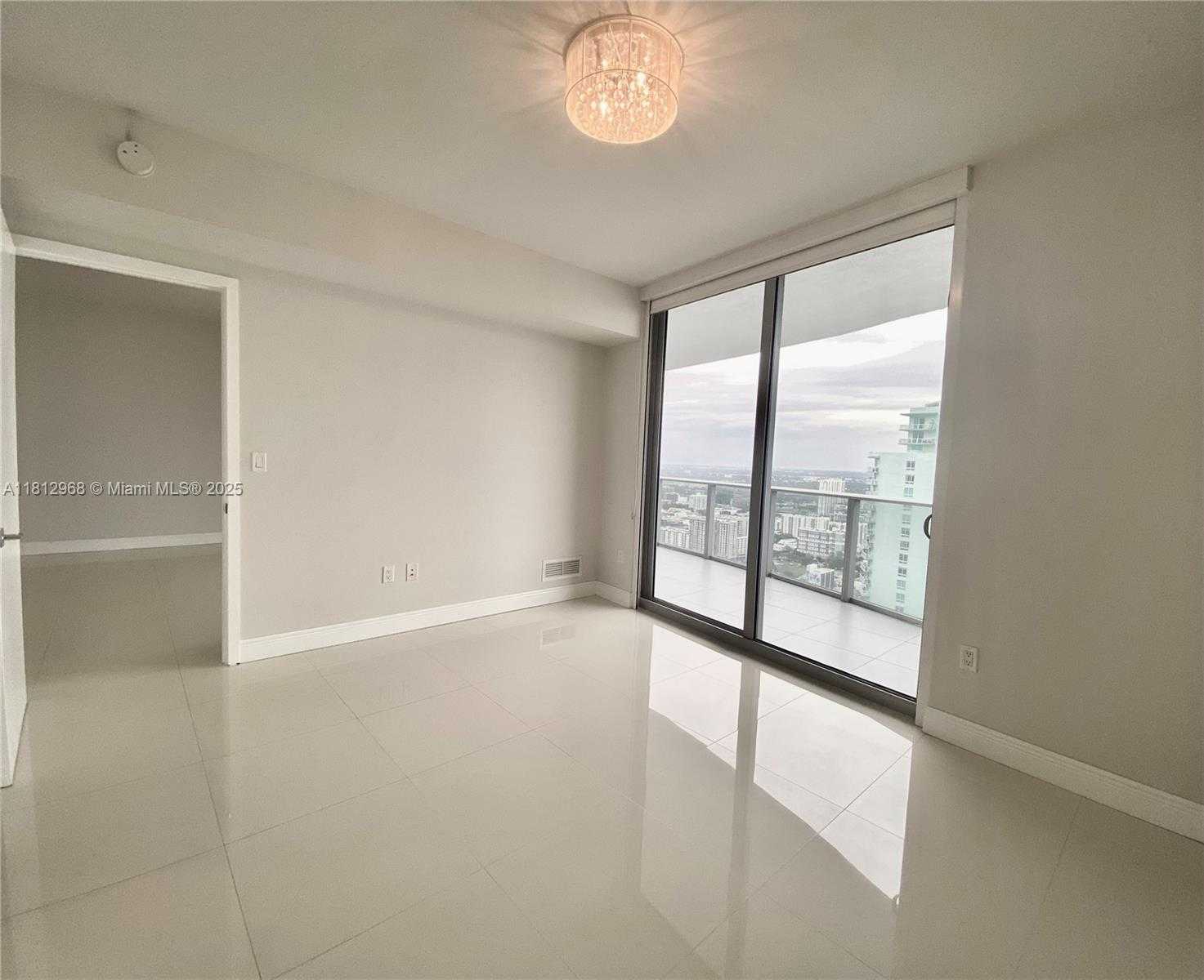 Small Image of 488 NORTH EAST 18TH ST #4103, Miami Number 9