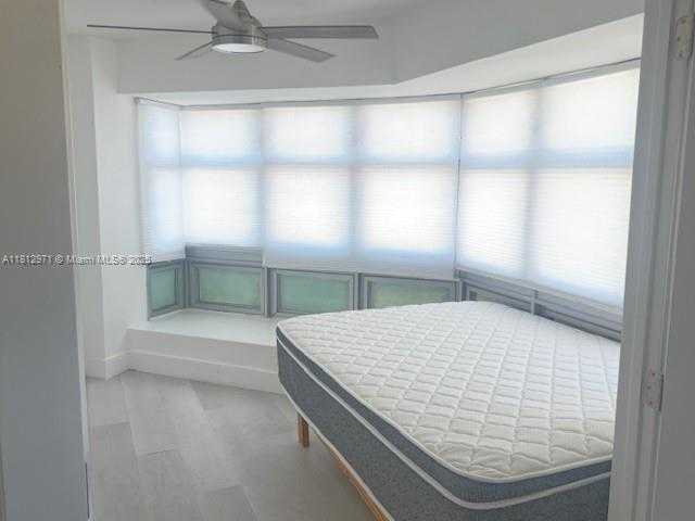 Small Image of 1881 WASHINGTON AVE #15H, Miami Beach Number 12