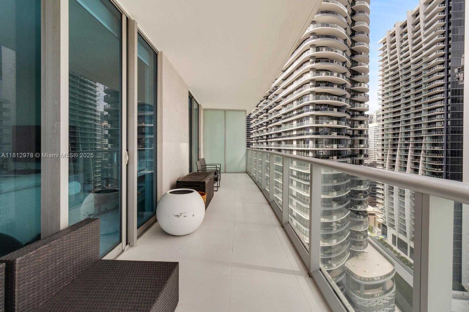 Small Image of 1100 SOUTH MIAMI AVE #2801, Miami Number 12
