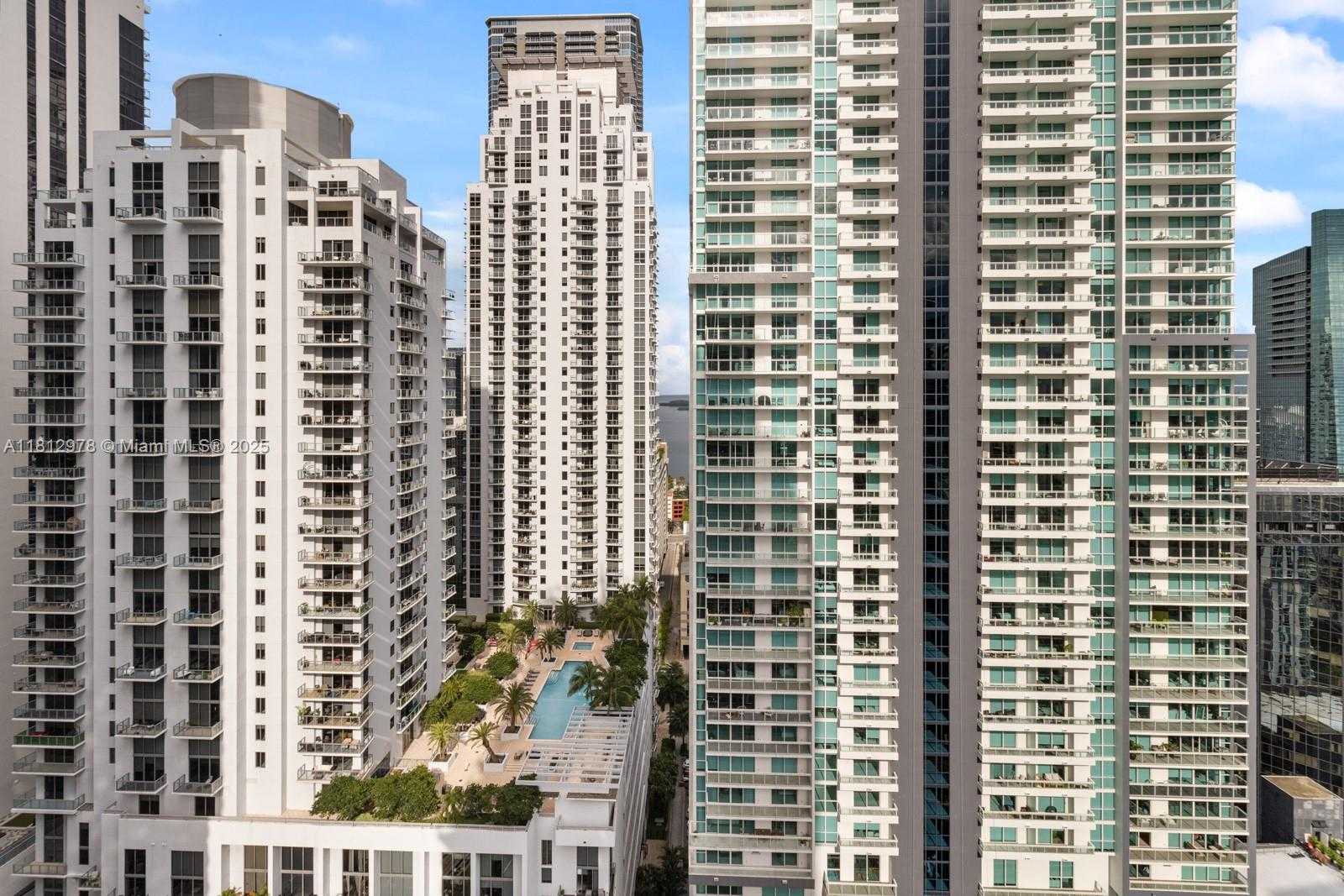 Small Image of 1100 SOUTH MIAMI AVE #2801, Miami Number 17