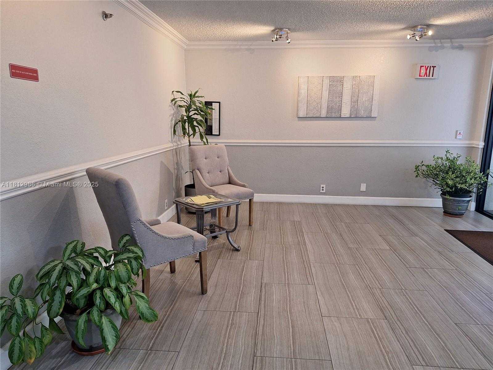 Small Image of 901 HILLCREST DR #415, Hollywood Number 27