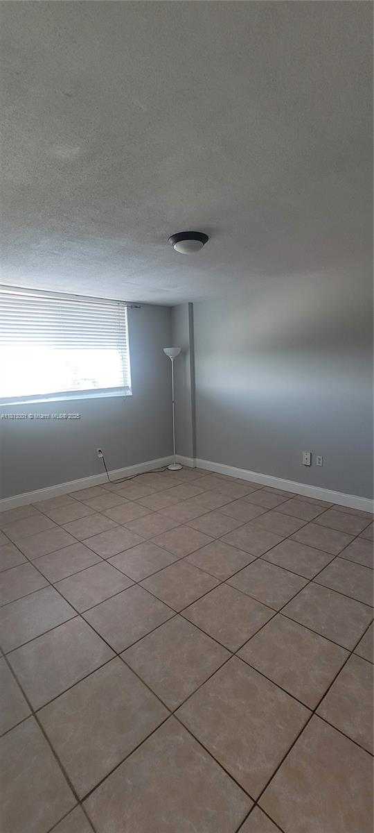 Small Image of 1251 NORTH EAST 108TH ST #606, Miami Number 13