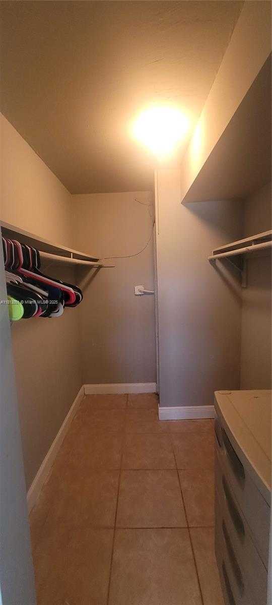 Small Image of 1251 NORTH EAST 108TH ST #606, Miami Number 14