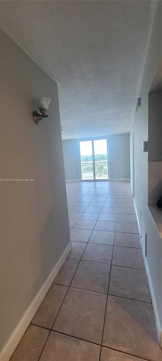 Small Image of 1251 NORTH EAST 108TH ST #606, Miami Number 6