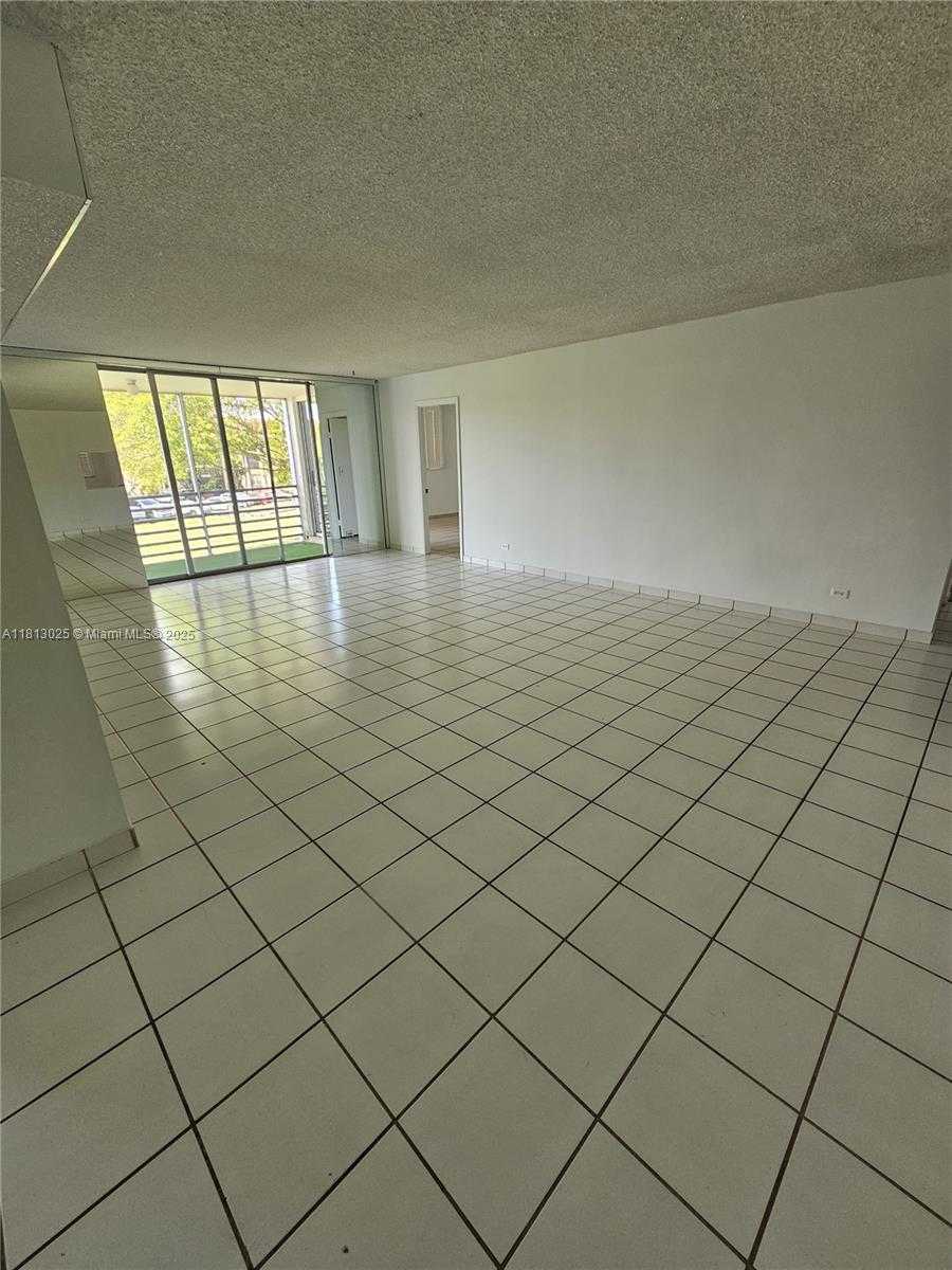 Small Image of 447 NORTH EAST 195TH ST #220, Miami Number 13