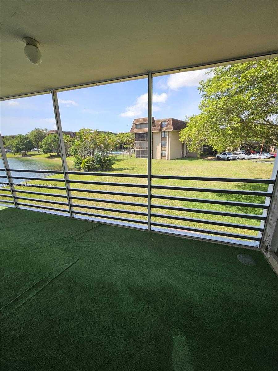 Small Image of 447 NORTH EAST 195TH ST #220, Miami Number 2