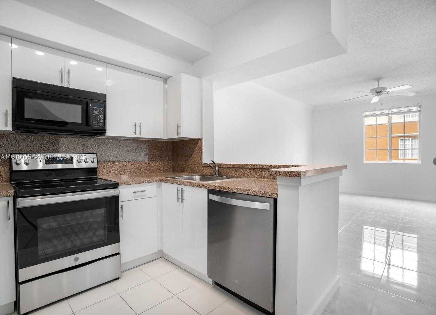 Small Image of 2965 NORTH EAST 185TH ST #1518, Aventura Number 13