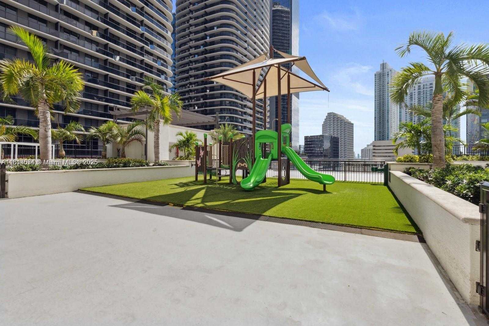 Small Image of 999 SOUTH WEST 1ST AVE #2101, Miami Number 4