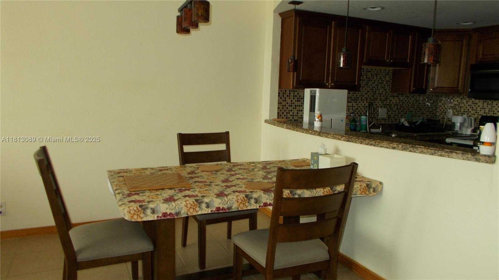 Small Image of 1825 SOUTH OCEAN DR #607, Hallandale Beach Number 10
