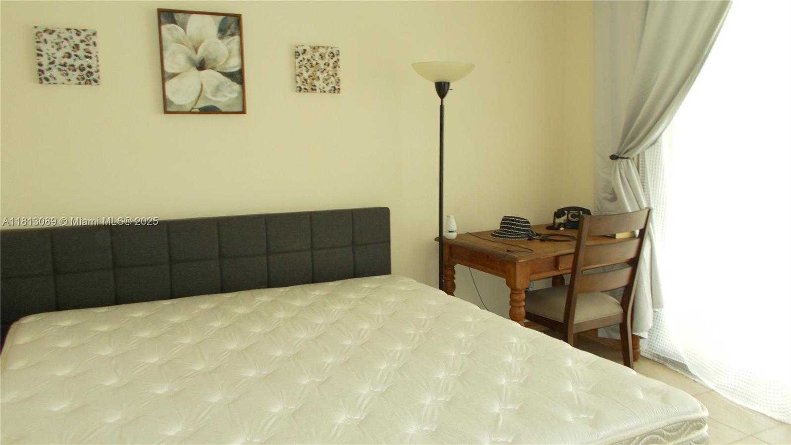 Small Image of 1825 SOUTH OCEAN DR #607, Hallandale Beach Number 15