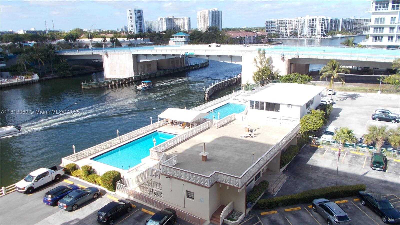 Small Image of 1825 SOUTH OCEAN DR #607, Hallandale Beach Number 2